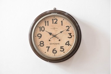 和製アンティーク　精工舎(SEIKOSHA、セイコー)　丸形　レトロなデザインが魅力的な掛け時計　(R-072236)