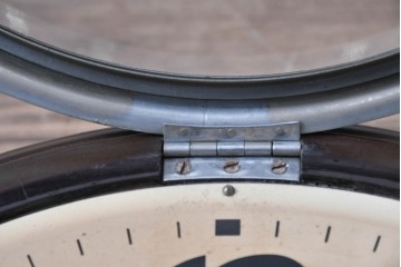 和製アンティーク　精工舎(SEIKOSHA、セイコー)　丸形　レトロなデザインが魅力的な掛け時計　(R-072236)