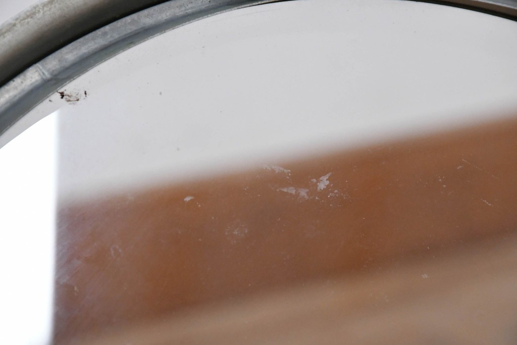 和製アンティーク　精工舎(SEIKOSHA、セイコー)　丸形　レトロなデザインが魅力的な掛け時計　(R-072236)