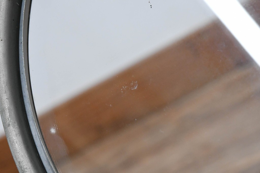 和製アンティーク　精工舎(SEIKOSHA、セイコー)　丸形　レトロなデザインが魅力的な掛け時計　(R-072236)