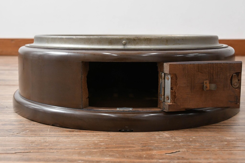 和製アンティーク　精工舎(SEIKOSHA、セイコー)　丸形　レトロなデザインが魅力的な掛け時計　(R-072236)