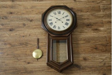 和製アンティーク　明治時計製　TRADE MARK(トレードマーク)　クラシカルな雰囲気漂う大型掛け時計　(R-072247)