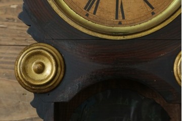 アンティーク時計　アメリカ　E. INGRAHAM&CO(イングラハム)　振り子の意匠が魅力的な四つ丸本だるま時計　(R-072248)