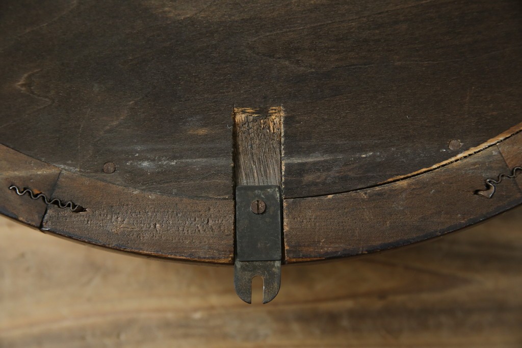 和製アンティーク　精工舎(SEIKOSHA、セイコー)　丸形　レトロなデザインが魅力的な掛け時計　(R-072254)