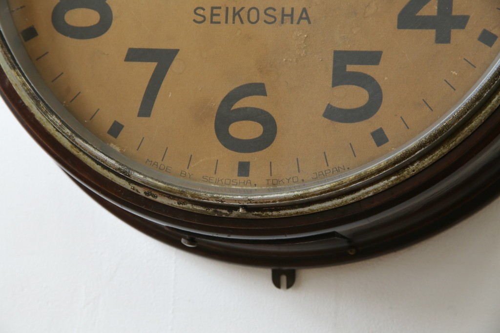 和製アンティーク　精工舎(SEIKOSHA、セイコー)　丸形　レトロなデザインが魅力的な掛け時計　(R-072254)