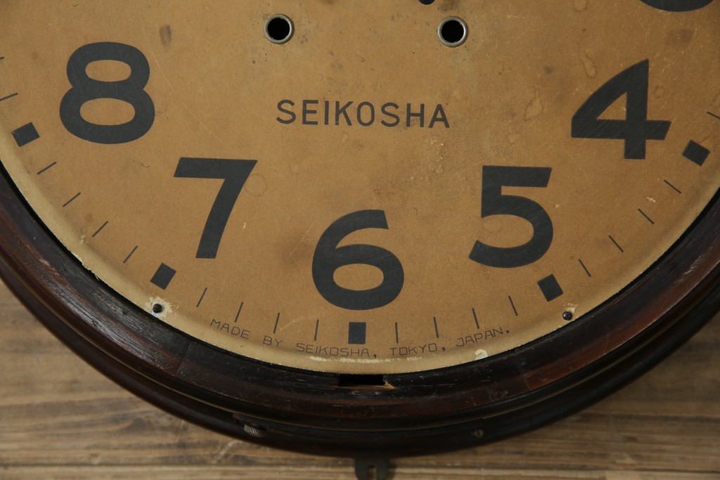 和製アンティーク　精工舎(SEIKOSHA、セイコー)　丸形　レトロなデザインが魅力的な掛け時計　(R-072254)