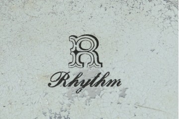 和製ヴィンテージ　RHYTHM(リズム時計工業)　30DAY　レトロな雰囲気が魅力の掛け時計　(R-072257)