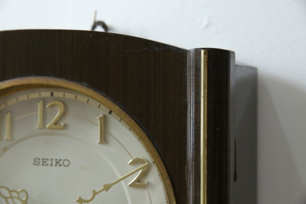 和製ヴィンテージ　SEIKO(セイコー)　30DAY　インデックス(数字)と針の金色がお洒落な掛け時計　(R-072277)