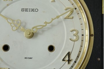 和製ヴィンテージ　SEIKO(セイコー)　30DAY　インデックス(数字)と針の金色がお洒落な掛け時計　(R-072277)