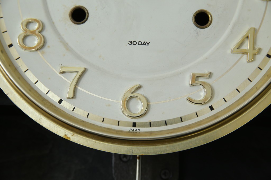 和製ヴィンテージ　SEIKO(セイコー)　30DAY　インデックス(数字)と針の金色がお洒落な掛け時計　(R-072277)