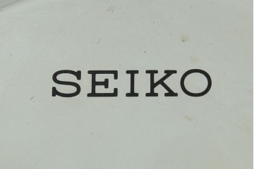 和製ヴィンテージ　SEIKO(セイコー)　30DAY　インデックス(数字)と針の金色がお洒落な掛け時計　(R-072277)