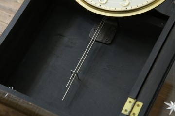 和製ヴィンテージ　SEIKO(セイコー)　30DAY　インデックス(数字)と針の金色がお洒落な掛け時計　(R-072277)
