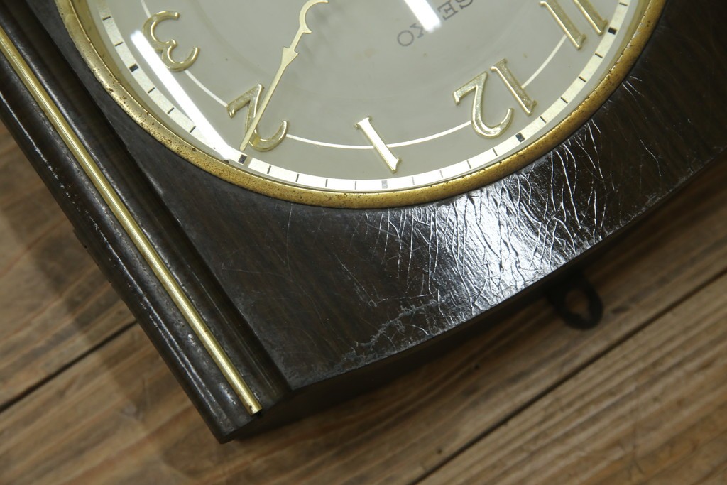 和製ヴィンテージ　SEIKO(セイコー)　30DAY　インデックス(数字)と針の金色がお洒落な掛け時計　(R-072277)