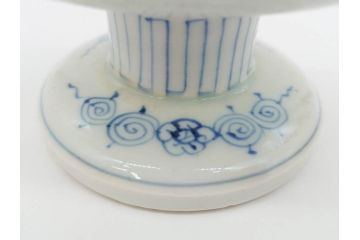 伊万里　染付　花唐草　繊細に描かれた線描が見事な盃洗(杯洗、コンポート、フルーツボウル、果物入れ、高台鉢、和食器)(R-072281)