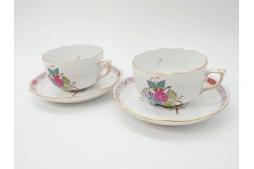 ヘレンド　ハンガリー　HEREND HVNGARY　アポニー・フラワー　華やかな花たちが食卓に彩を与えるティーカップ&ソーサー2客セット(HUNGARY、洋食器、C&S)(R-072282)