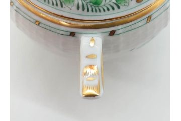ヘレンド　ハンガリー　HEREND HVNGARY　インドの華　清楚な色合いとデザインが素敵なシュガーポット(HUNGARY、グリーン、洋食器、ボンボン入れ、小物入れ)(R-072283)