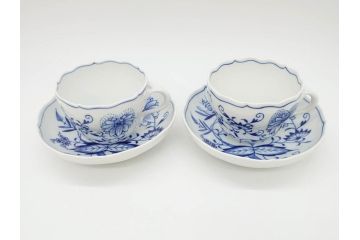 ドイツ　マイセン　Meissen　ブルーオニオン　美しい意匠が上品な雰囲気を高めるカップ&ソーサー2客セット(洋食器、C&S)(R-072288)