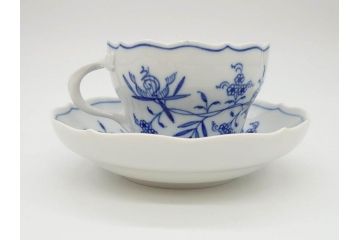 ドイツ　マイセン　Meissen　ブルーオニオン　美しい意匠が上品な雰囲気を高めるカップ&ソーサー2客セット(洋食器、C&S)(R-072288)