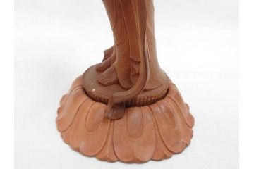 昭和　観世音菩薩　木彫　金彩　彩絵　細かい所までつくり込まれた仏像(加賀向正運?、置物、オブジェ、観音像、共箱付き)(R-072290)