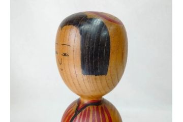 秋田木地山　小椋久太郎　約44cm　約36cm　大小　懐かしい雰囲気を醸し出すこけし2体セット(郷土人形玩具、伝統工芸、民芸品、置物、木彫)(R-072292)