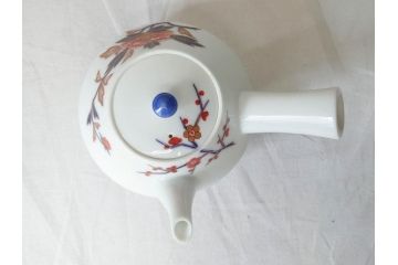 香蘭社　染錦　磁藝工房謹製　丁寧に絵付けされた鮮やかな花たちがアクセントになる茶器セット(茶器揃、急須、湯呑み5客、湯のみ、茶道具、和食器、共箱付き、磁芸工房)(R-072302)