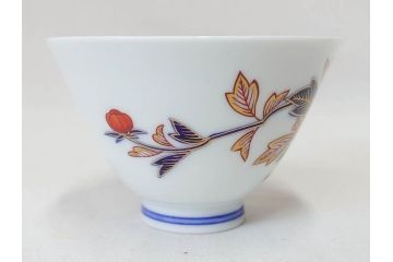 香蘭社　染錦　磁藝工房謹製　丁寧に絵付けされた鮮やかな花たちがアクセントになる茶器セット(茶器揃、急須、湯呑み5客、湯のみ、茶道具、和食器、共箱付き、磁芸工房)(R-072302)