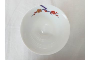 香蘭社　染錦　磁藝工房謹製　丁寧に絵付けされた鮮やかな花たちがアクセントになる茶器セット(茶器揃、急須、湯呑み5客、湯のみ、茶道具、和食器、共箱付き、磁芸工房)(R-072302)