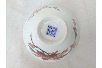 香蘭社　染錦　磁藝工房謹製　丁寧に絵付けされた鮮やかな花たちがアクセントになる茶器セット(茶器揃、急須、湯呑み5客、湯のみ、茶道具、和食器、共箱付き、磁芸工房)(R-072302)