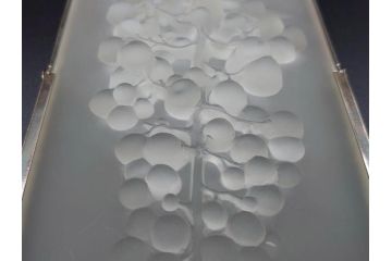 アンティーク　1920年代　レア　ルネ・ラリック(R.LALIQUE)　マスカット(葡萄)　珍しいデザインながらも取り入れやすいメニューホルダー(メニュー立て、メニュースタンド、ガラス、ギャルリーオルフェ(GALERIE ORPHEE)、案内、看板、箱付き)(R-072304)
