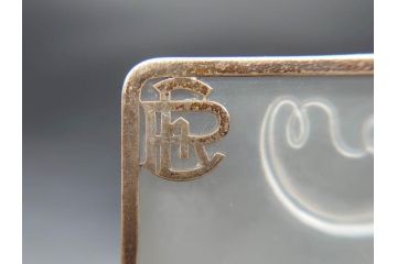 アンティーク　1920年代　レア　ルネ・ラリック(R.LALIQUE)　マスカット(葡萄)　珍しいデザインながらも取り入れやすいメニューホルダー(メニュー立て、メニュースタンド、ガラス、ギャルリーオルフェ(GALERIE ORPHEE)、案内、看板、箱付き)(R-072304)