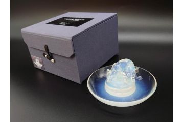 1926年　ルネ・ラリック(R.LALIQUE)　キツネ　オパルセントガラス　手彫りで作られた意匠が美しいピントレイ(ギャルリーオルフェ(GALERIE ORPHEE)、灰皿、オブジェ、アクセサリートレイ、箱付き)(R-072305)
