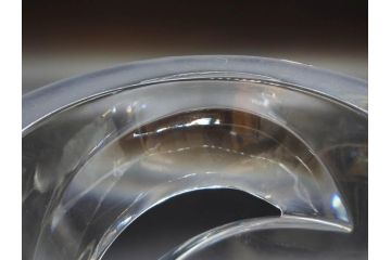 フランス　Baccarat　バカラ　トルネード　斬新なデザインが高級感溢れるフラワーベース(花瓶、花入、花器、フルレッドクリスタルガラス)(R-072306)
