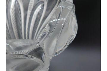 フランス　LALIQUE(ラリック)　クリスタルガラス　花のようなデザインが美しいフラワーベース(花瓶、花入、花器)(R-072307)