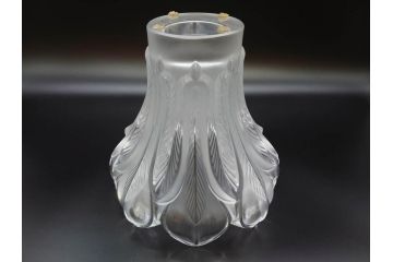 フランス　LALIQUE(ラリック)　クリスタルガラス　花のようなデザインが美しいフラワーベース(花瓶、花入、花器)(R-072307)