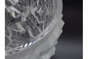 フランス　LALIQUE(ラリック)　シャンゼリゼ　クリスタル　繊細なデザインが輝きを放つフラワーベース(花瓶、花入、花器、ガラス、箱付き)(R-072308)
