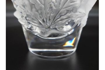 フランス　LALIQUE(ラリック)　シャンゼリゼ　クリスタル　繊細なデザインが輝きを放つフラワーベース(花瓶、花入、花器、ガラス、箱付き)(R-072308)