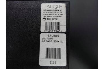 フランス　LALIQUE(ラリック)　シャンゼリゼ　クリスタル　繊細なデザインが輝きを放つフラワーベース(花瓶、花入、花器、ガラス、箱付き)(R-072308)