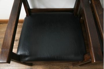和製ビンテージ　松本民芸家具　特注　ナラ材　合皮　シンプルでスタイリッシュなアームチェア2脚セット(ダイニングチェア、椅子、イス、ヴィンテージ)(R-072377)