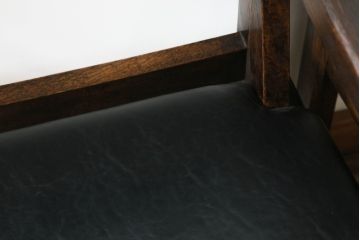 和製ビンテージ　松本民芸家具　特注　ナラ材　合皮　シンプルでスタイリッシュなアームチェア2脚セット(ダイニングチェア、椅子、イス、ヴィンテージ)(R-072377)