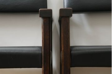 和製ビンテージ　松本民芸家具　特注　ナラ材　合皮　シンプルでスタイリッシュなアームチェア2脚セット(ダイニングチェア、椅子、イス、ヴィンテージ)(R-072377)