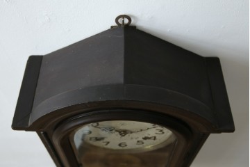 和製アンティーク　横浜エムズイ商会　TRADE(Z)MARK(トレードマーク)　横窓縁のダイヤガラスが素敵な掛け時計　(R-072397)