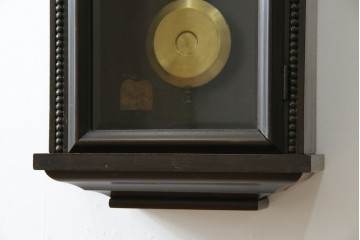 和製アンティーク　横浜エムズイ商会　TRADE(Z)MARK(トレードマーク)　横窓縁のダイヤガラスが素敵な掛け時計　(R-072397)