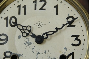 和製アンティーク　横浜エムズイ商会　TRADE(Z)MARK(トレードマーク)　横窓縁のダイヤガラスが素敵な掛け時計　(R-072397)