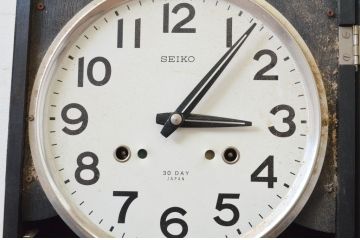 和製アンティーク　SEIKO(セイコー)　昔懐かしい雰囲気を醸し出す掛け時計(柱時計、古時計、振り子時計)(R-072398)