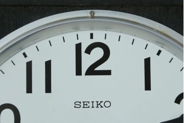 和製アンティーク　SEIKO(セイコー)　昔懐かしい雰囲気を醸し出す掛け時計　(R-072398)