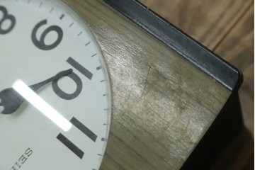 和製アンティーク　SEIKO(セイコー)　昔懐かしい雰囲気を醸し出す掛け時計　(R-072398)