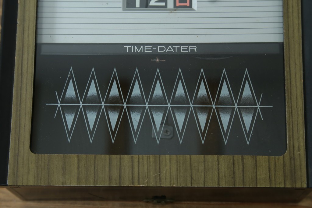 和製アンティーク　SEIKO(セイコー)　昔懐かしい雰囲気を醸し出す掛け時計　(R-072398)