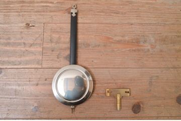 和製アンティーク　堀田時計店　TRADE MARK(トレードマーク)　N.H.T　CROWNFAN(クラウンファン)　30DAY　レリーフとクラシカルなデザインが魅力の掛け時計(柱時計、古時計、振り子時計)(R-072402)