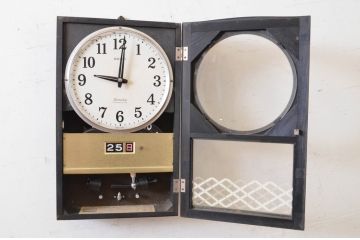 和製アンティーク　SEIKO　Sonola(セイコー・ソノーラ)　TRANSISTOR(トランジスタ)　昭和レトロ　昔懐かしい雰囲気の掛け時計(柱時計、古時計、振り子時計、トランジスタ時計)(R-072408)