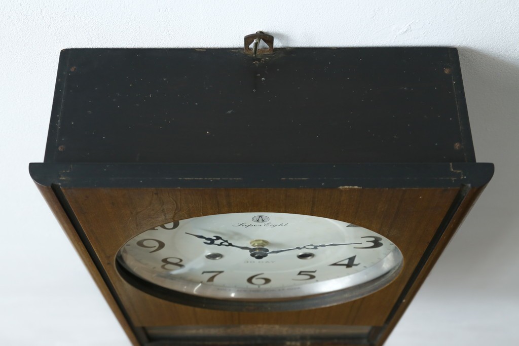 和製アンティーク　愛知時計電機(アイチ、AICHI)　AC TRADE MARK(トレードマーク)　Super Eight (スーパーエイト)　30DAY　レトロモダンなデザインが魅力的な掛け時計　(R-072411)